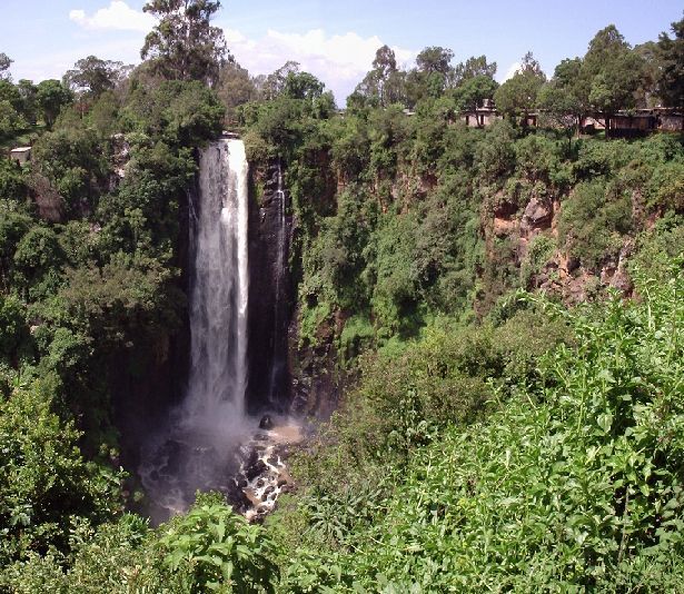 nyahuru falls01 web